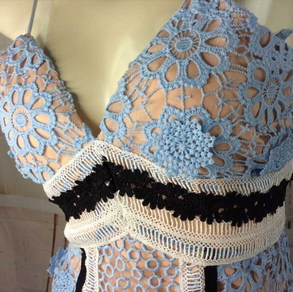 NWT! Storets Beautiful Midi Lace Dress - Picture 3 of 6